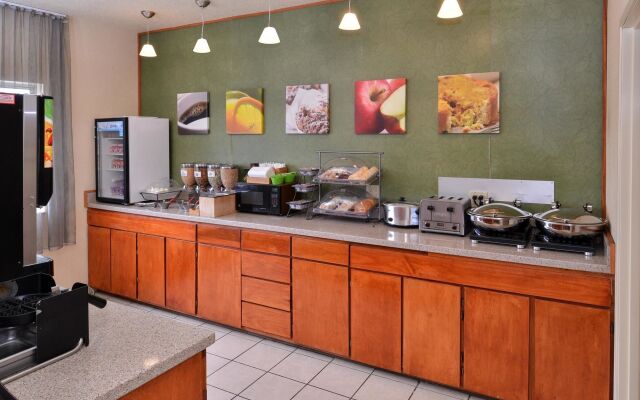 Best Western Ottumwa Inn & Suites