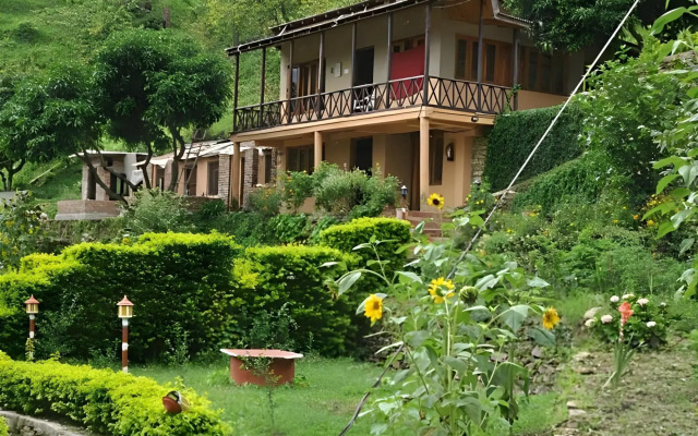 Perfectly Located Resort amidst Majkhali Woods