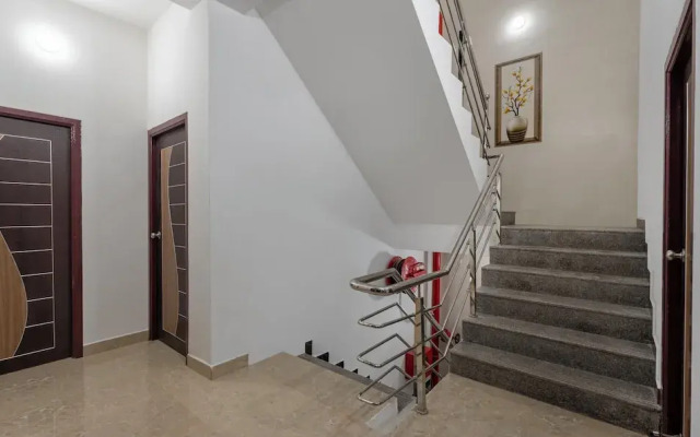 Treebo Royal Plaza,700 Mts From Promenade Beach