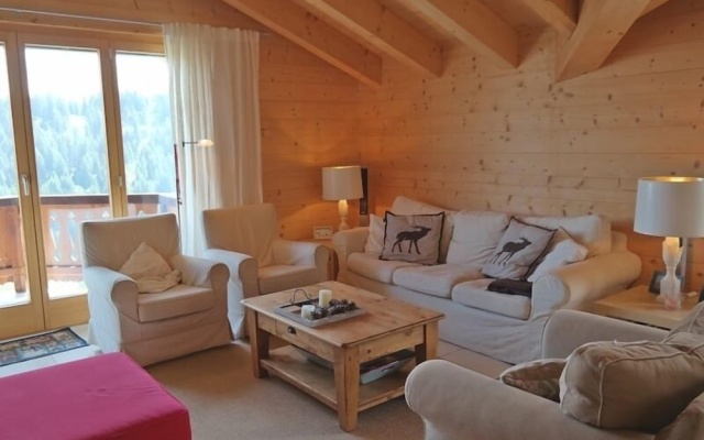 Appartement Esserts A42 – Guest Rooms – Val d'Illiez