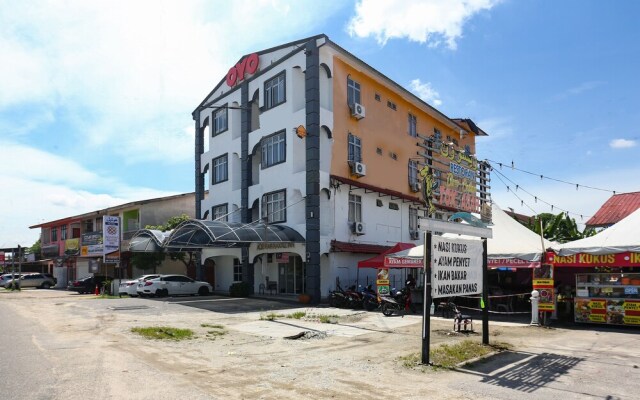 OYO 89931 Aqamar Raxxiz Inn 1