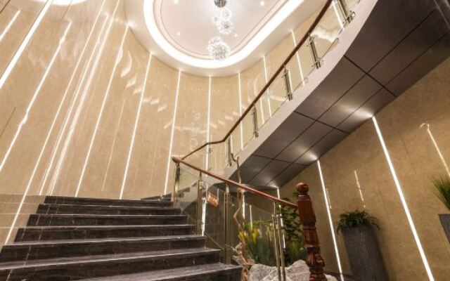 Yijing Guanlan Hotel