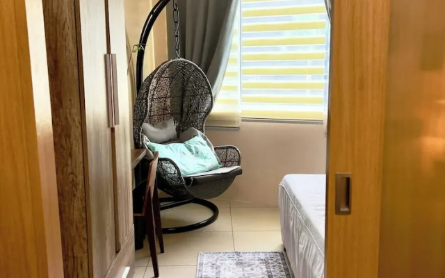 Urban Retreat at Shell Residences With Netflix 300mbps Wifi