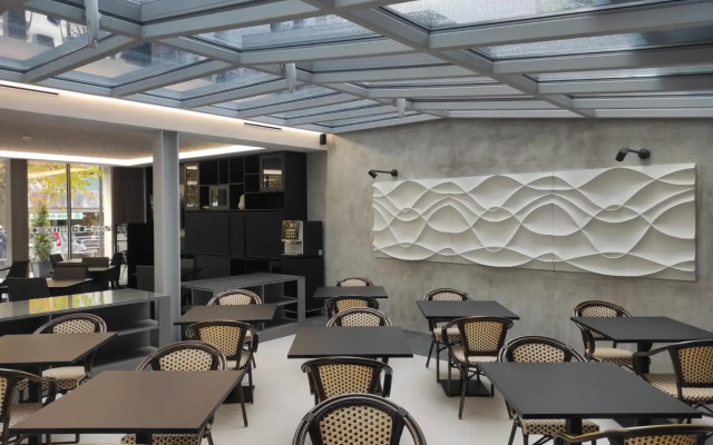 Flag Design Hotel