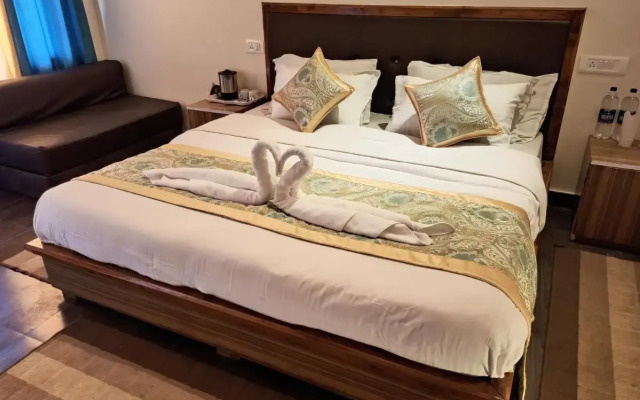 Naina Bird Resort