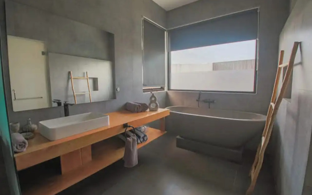 LINDT - Modern 3-bedroom villa