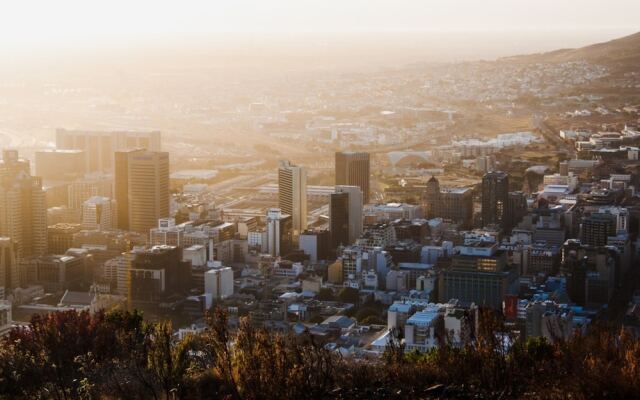 Cape Town City Centre 1 Bedroom Mezzanine Suite