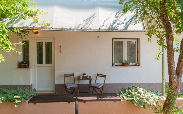 Stunning Apartment in Jesenice With 1 Bedrooms and Wifi