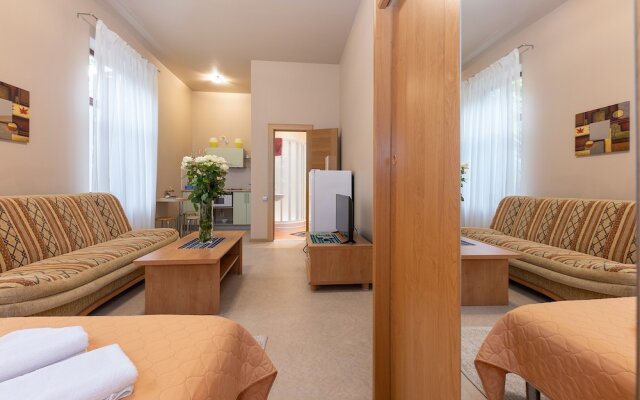 "room in Guest Room - Valensija - Studio Apartment"