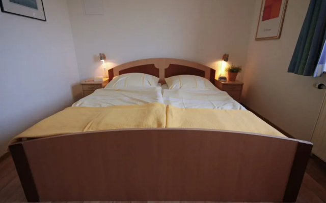 Traberhof - Landurlaub in seiner schönsten Form - freies Reiten inbegriffen - Hunde willkommen - Sauna im Haus - Kanuverleih - tolle Radwege - Deich in Sichtweite