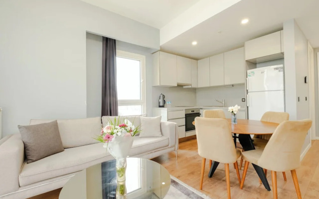 Lux Residence 2 Rooms 1 Saloon