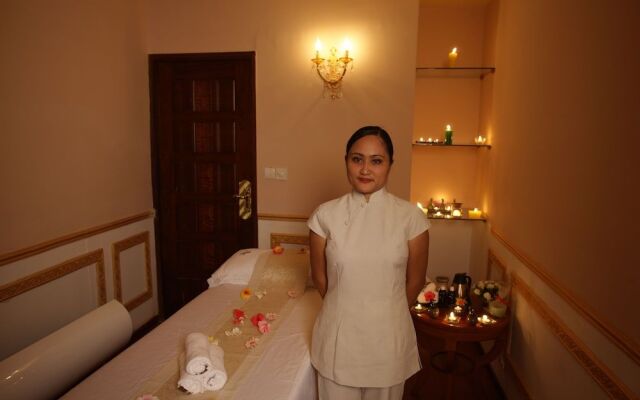 Imperial Grand Palace Hotel