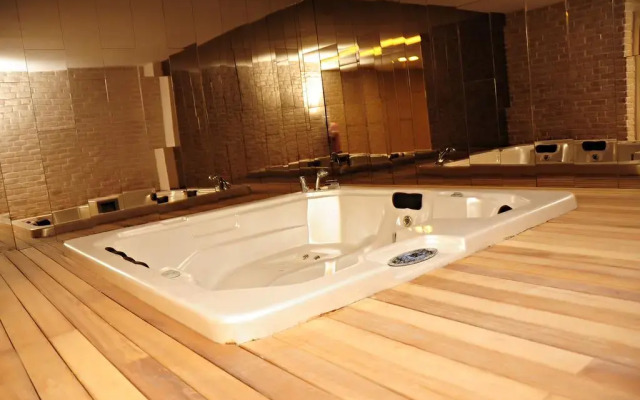 Orfeus Queen Spa