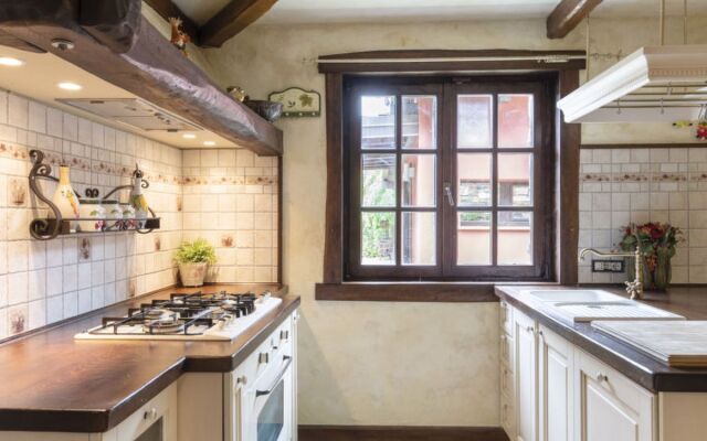 Villa Monterosso (IMP420)