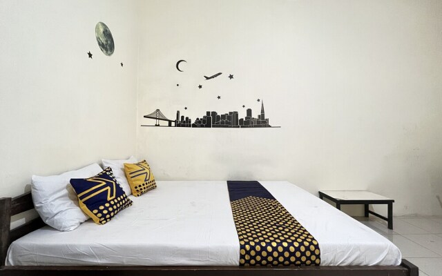 OYO Life 93398 Sudimoro Guest House Syariah