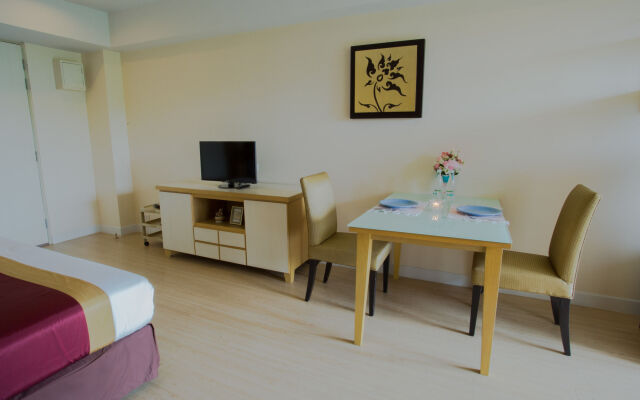 Sky Place Serviced Apartment