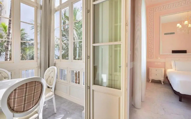 Tandem Veedor De Galeras Suites
