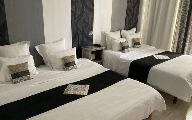 Les Aubuns Country Hôtel