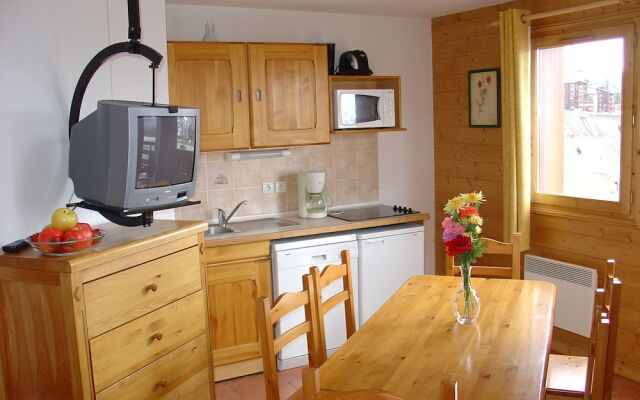 Chalet on Sunny Slopes of Plagne