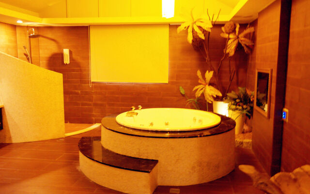 Discovery Motel - Tucheng