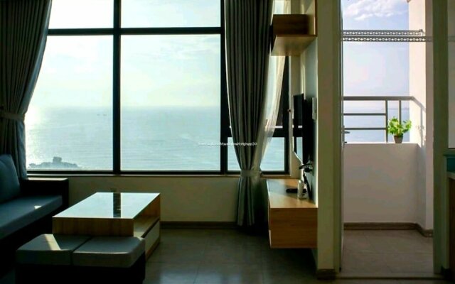 HQH Sea View Apartment