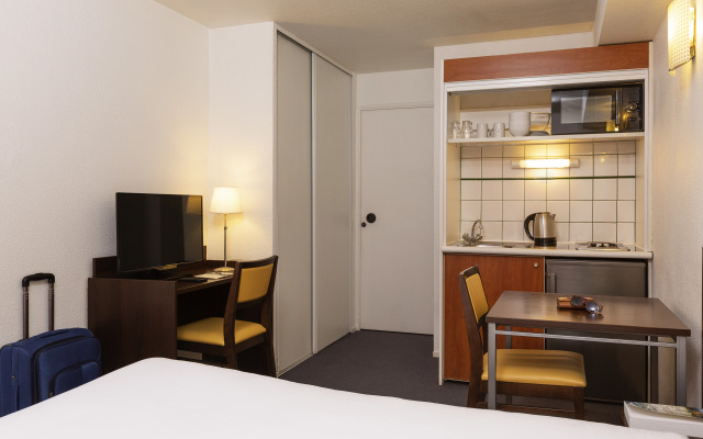 Aparthotel Adagio Access La Défense Léonard de Vinci