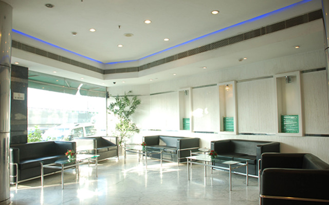 Hotel Shanti Palace