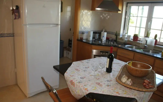 Villa Near Óbidos With Private Pool