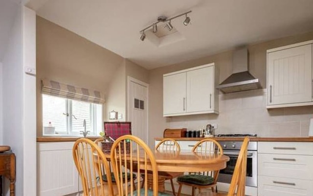 The Stables Loft, Close to Elie Beach