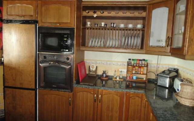 El Jaral House 102849 by MO Rentals
