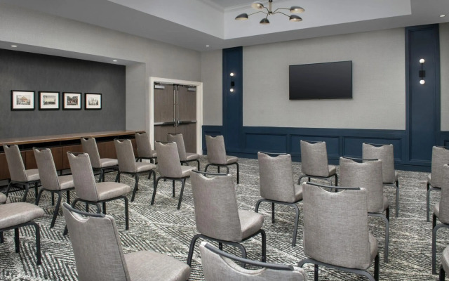 Courtyard by Marriott Savannah Downtown/Historic District