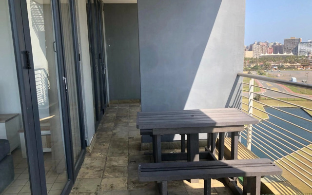 Durban Beach Front SPECTACULAR OCEAN VIEWS - 3 BED