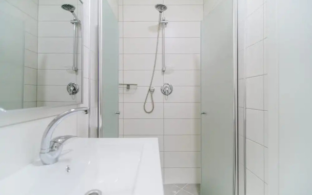 Beta Studios ApartHotel