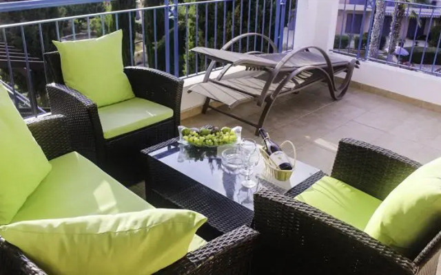Regina Gardens 205
