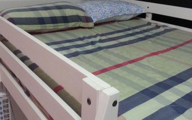 Seven Hostel