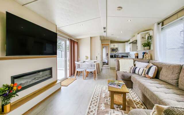 Escape to Paradise at Pevensey Bay Holiday Park