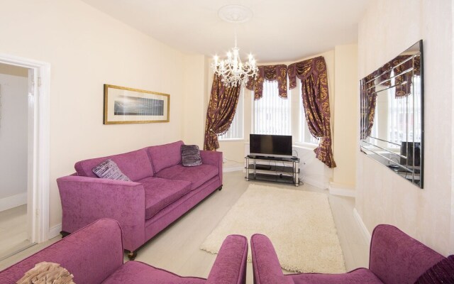 18 Shaftesbury Avenue