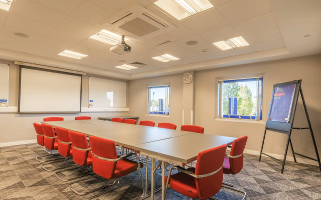 Holiday Inn Express Kettering by IHG