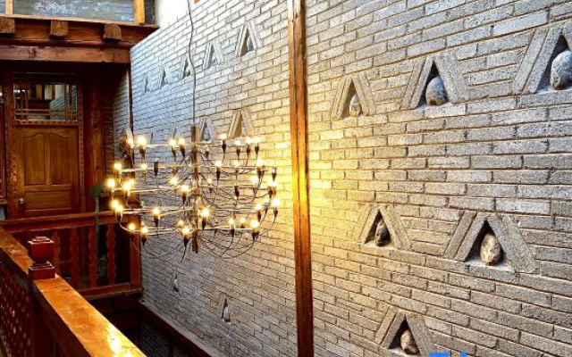 Jha Lam Gang Inn – Outside – Shangri-La