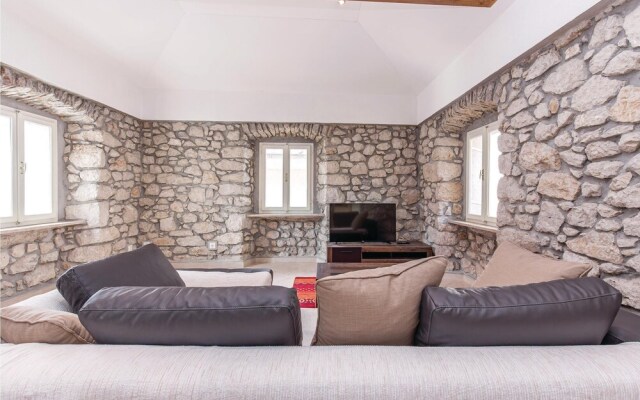 Nice Apartment in Bakar With Wifi and 1 Bedrooms