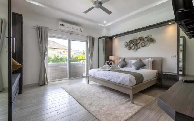 Modern 3 Bedroom Pool Villa MS24