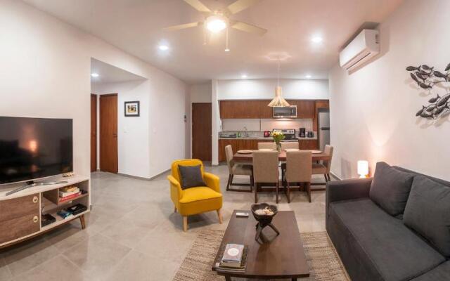 Serene modern condo, 2 BD & snorkel & 200 MB WIFI