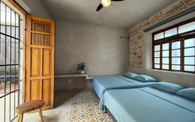 Casa con Piscina Nido Rosa