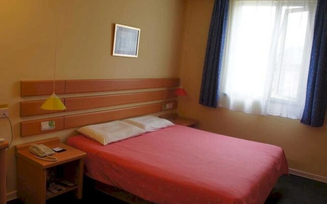 Home Inn Neo Shanghai Pudong Airport Huinan Metro Station Tongji Road