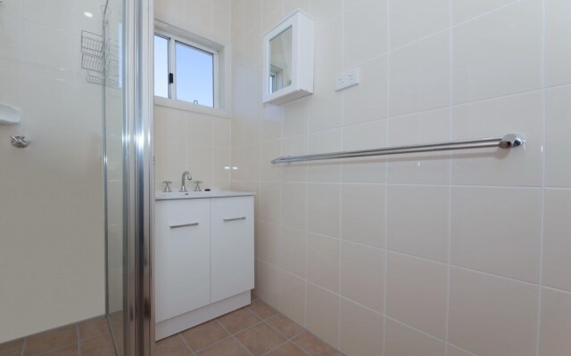 Pacific Units, Unit 2, 94 Magnus Street