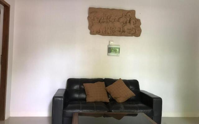 Damnoen Care Resort