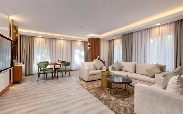 Limak Ambassadore Hotel