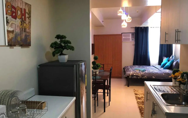 Centropolis Deluxe Couple Suite