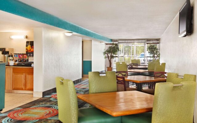 Quality Inn
