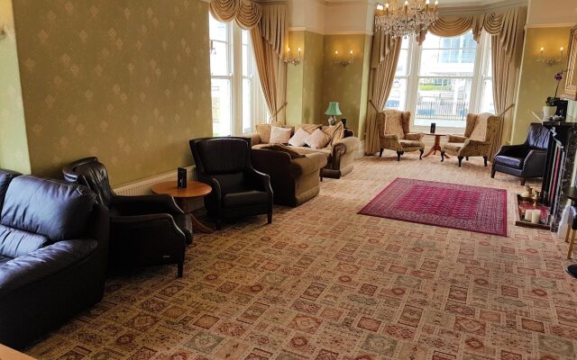 Cae Mor Hotel